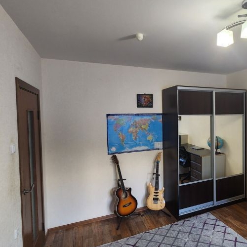 3-комн квартира улица Белышева, 5/6