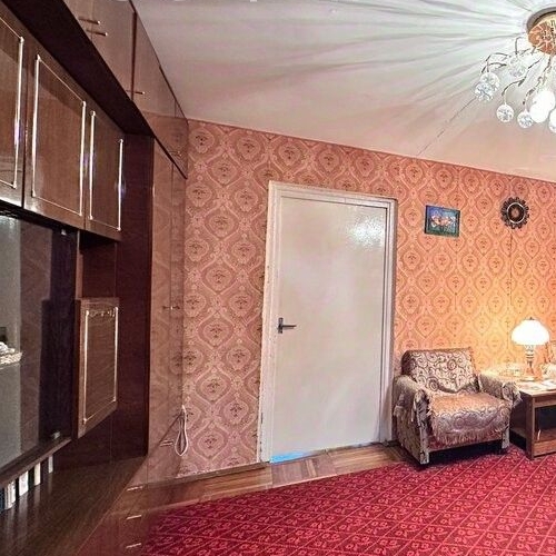 3-комн квартира улица Коммуны, 44к1