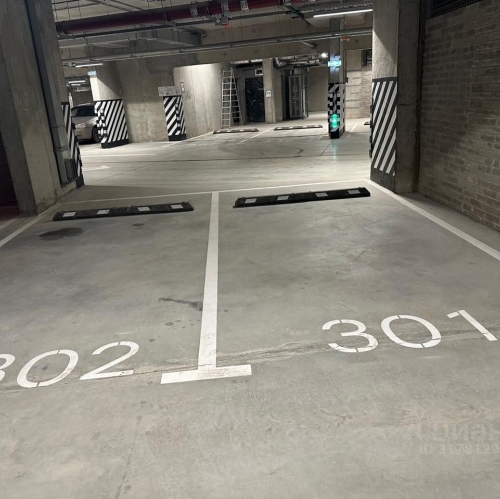 Гараж/парковка улица Стахановцев,  д. 1 с1