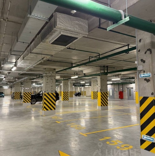 Гараж/парковка Уральская улица,  д. 23