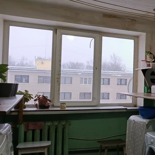 Комната Кириши, Школьный переулок, 1