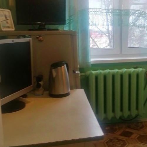 2-комн квартира пос. Дзержинского, Лужская улица, 4