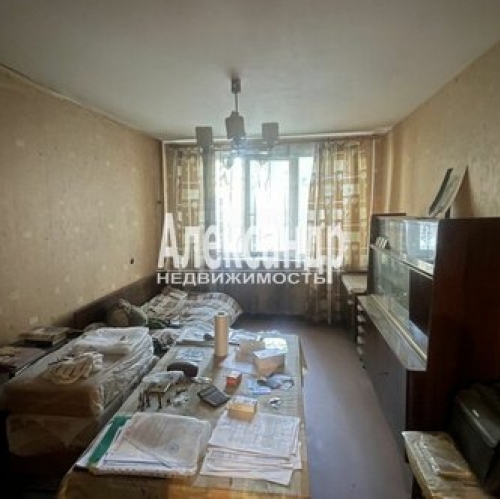 3-комн квартира Луначарского пр-кт,  д. 76