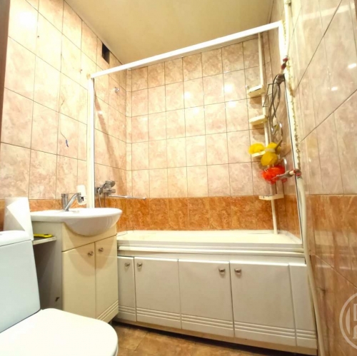 2-комн квартира Таллинская ул. ,  д. 25