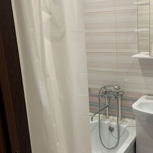 1-комн квартира 1-й мкр,  д. 16