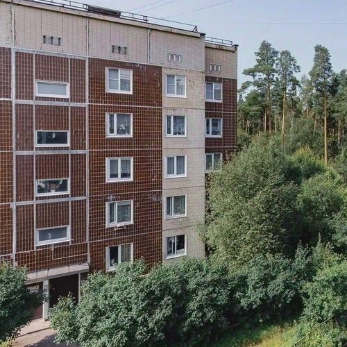 3-комн квартира пос. Сосново, улица Связи, 11