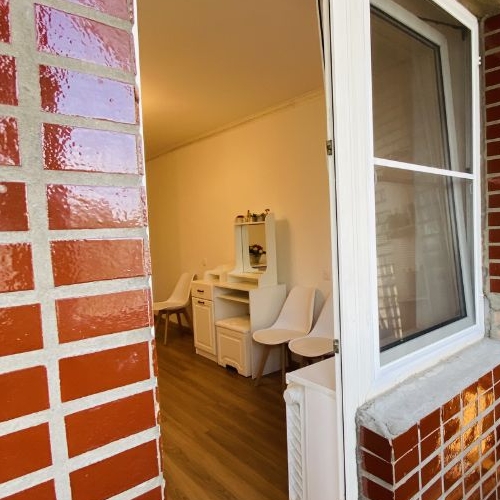 4-комн квартира улица Типанова, 29