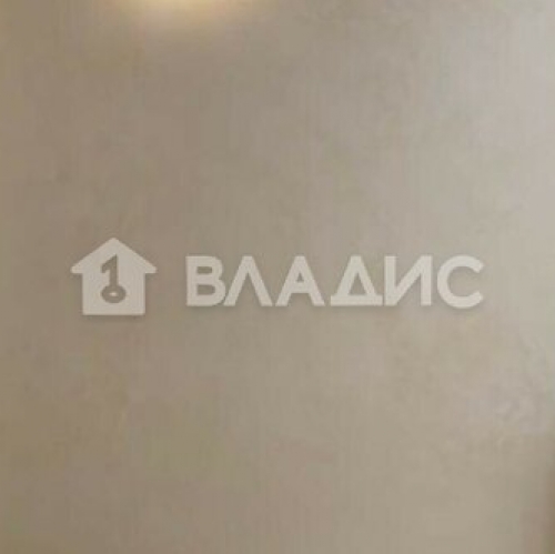 3-комн квартира ул Смоленская,  д. 14