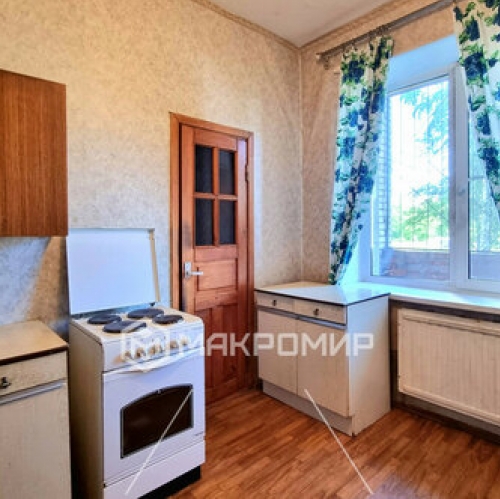 2-комн квартира Колпино г, Заводской пр-кт,  д. 38