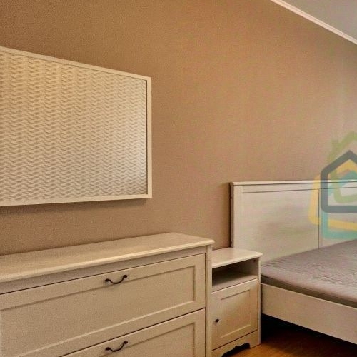 3-комн квартира проспект Ветеранов, 104