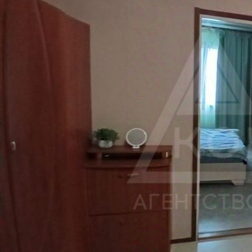 2-комн квартира Приозерск, улица Суворова, 36