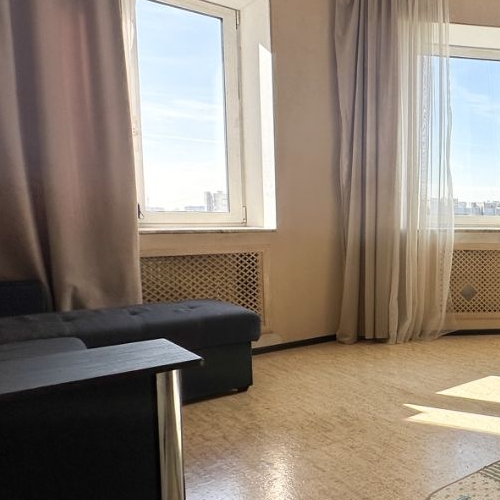 2-комн квартира улица Брянцева, 13к1