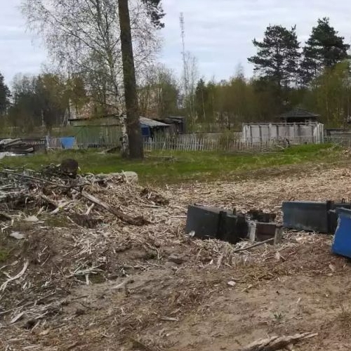 Земельный участок Судоверфь кв-л, пос. Усть-Луга