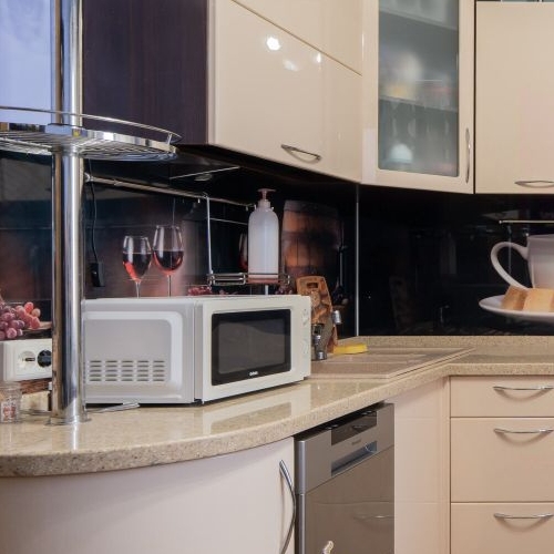 2-комн квартира улица Белышева, 5/6