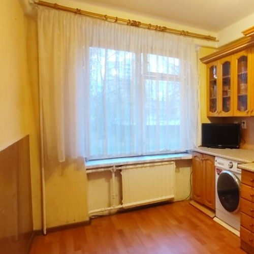 4-комн квартира улица Маршала Тухачевского, 39