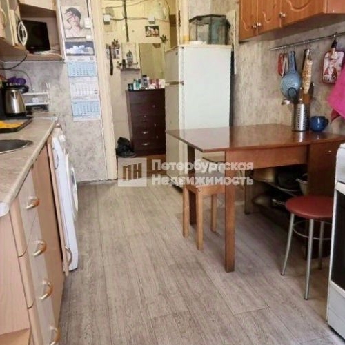 Комната 15-я Васильевского острова линия, 72