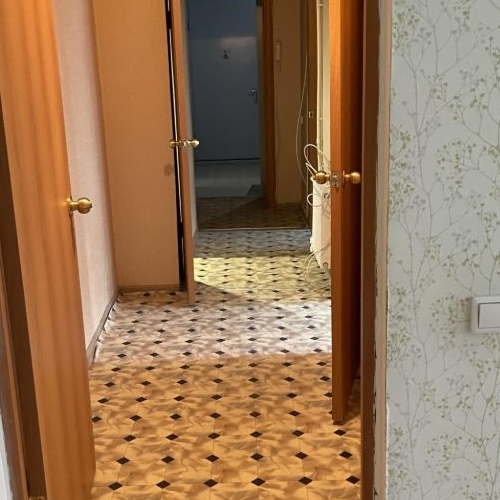 2-комн квартира улица Михайлова, 12