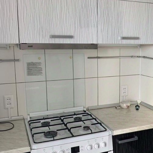 2-комн квартира Рощино пгт, переулок Садовый, 2к2