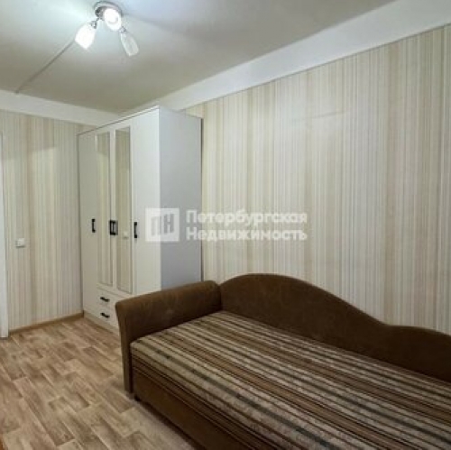 3-комн квартира ул Кубинская,  д. 28