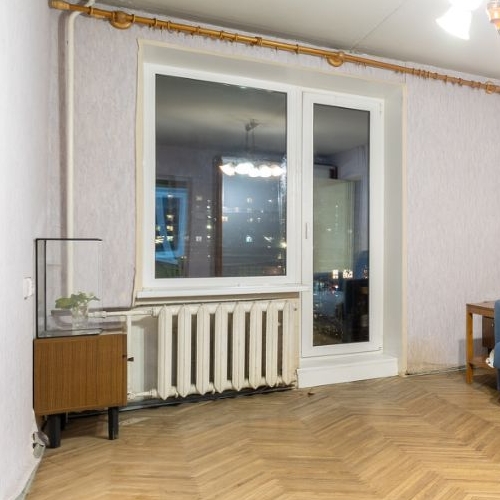 4-комн квартира улица Типанова, 29