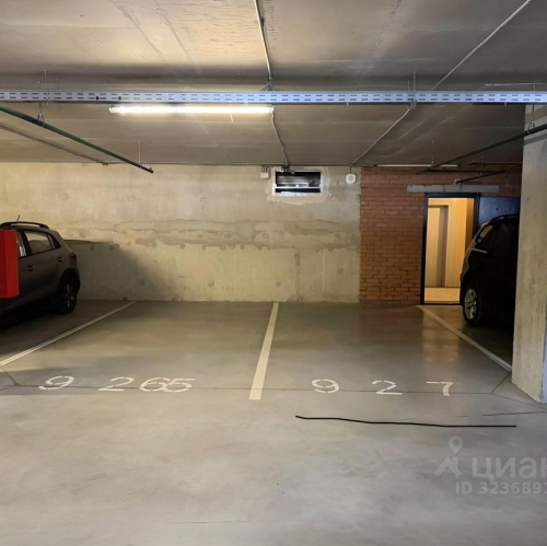 Гараж/парковка бульвар Александра Грина,  д. 1