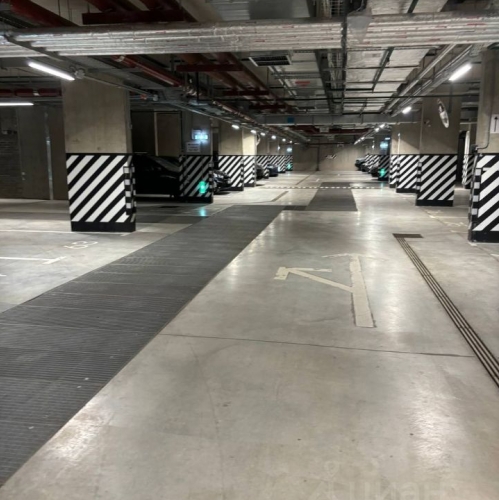 Гараж/парковка улица Стахановцев,  д. 1 с1