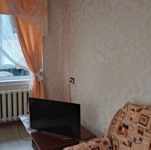 2-комн квартира Выскатка, Садовая улица,  д. 20