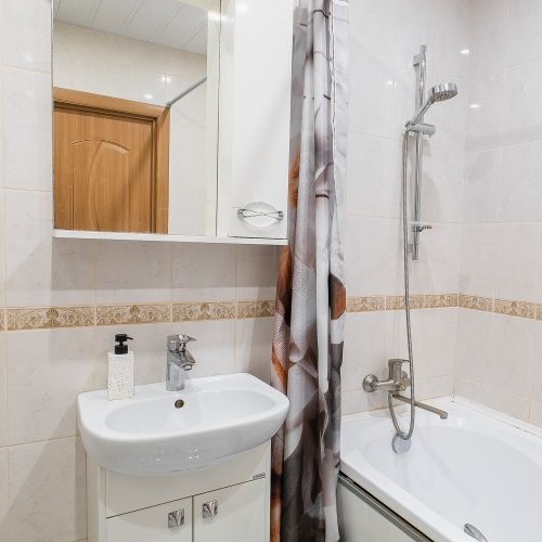 1-комн квартира Имени Свердлова пгт, проезд Западный, 2Б