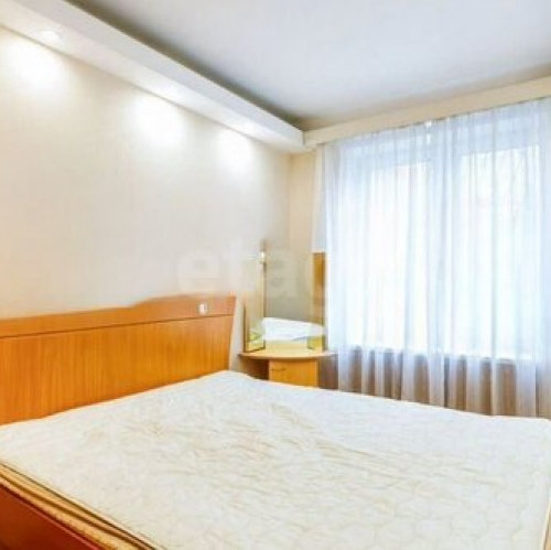 2-комн квартира улица Ленсовета,  д. 76