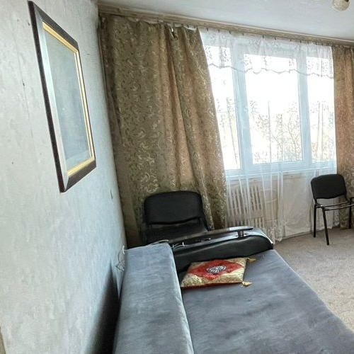 3-комн квартира Кингисепп, 1-я линия, 8