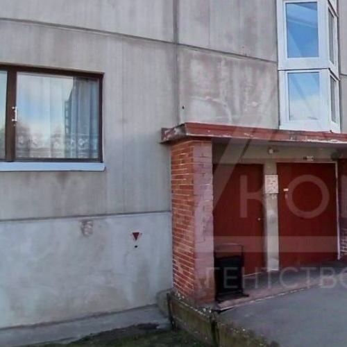 2-комн квартира Приозерск, улица Суворова, 36