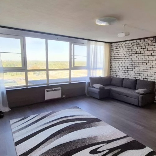 3-комн квартира улица Генерала Кравченко, 8