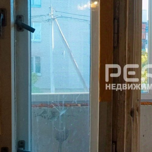 3-комн квартира пос. Лукаши, улица Ижорская, 5