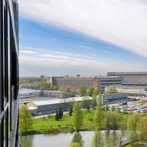 2-комн квартира улица Жукова, 3