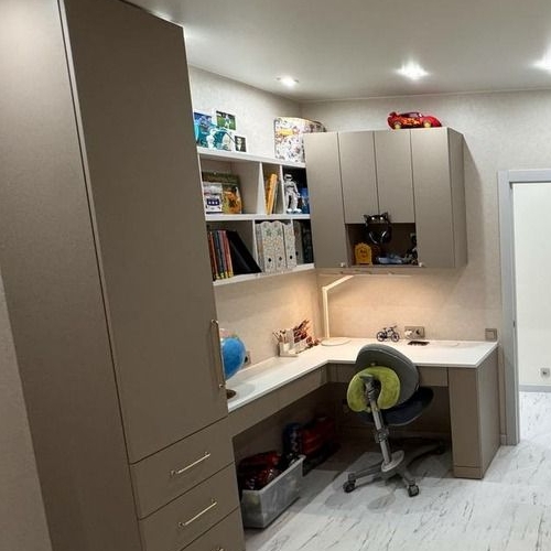 3-комн квартира улица Среднерогатская, 13к1