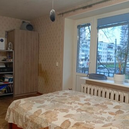 1-комн квартира ул Ленсовета,  д. 81