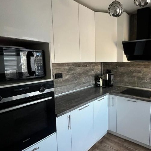 3-комн квартира пос. Сосново, улица Ленинградская, 9