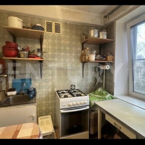 2-комн квартира улица Матроса Железняка,  д. 33