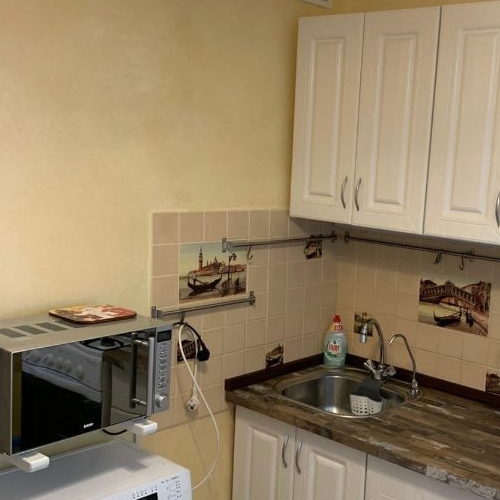 2-комн квартира улица Симонова, 12/9