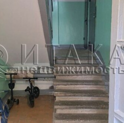 1-комн квартира Сосновый Бор г, Комсомольская ул,  д. 6