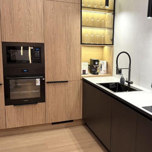 2-комн квартира проспект Патриотов, 33