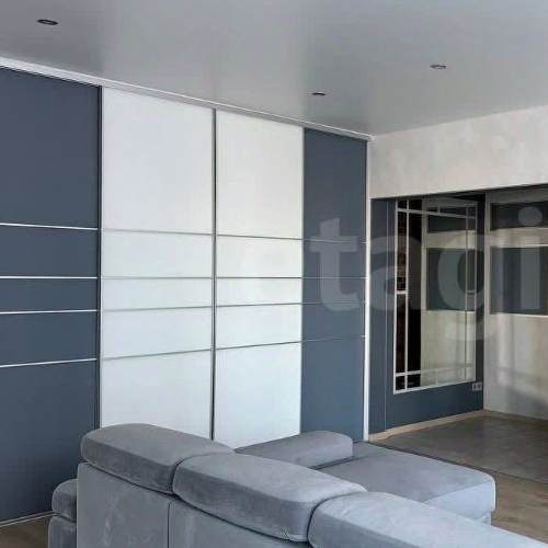 3-комн квартира улица Среднерогатская, 9