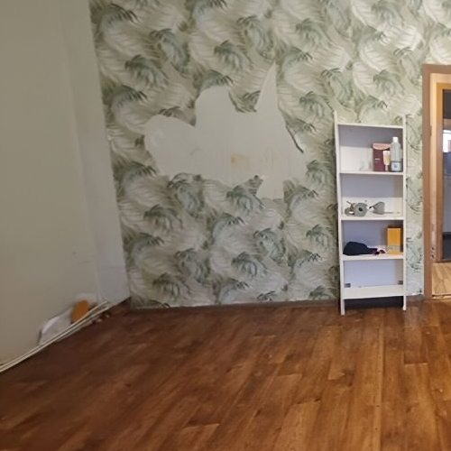 1-комн квартира пос. Дзержинского, Центральная улица,  д. 3