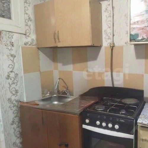 1-комн квартира Волхов, Молодежная улица, 18а