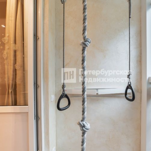 3-комн квартира улица Русановская, 17к2