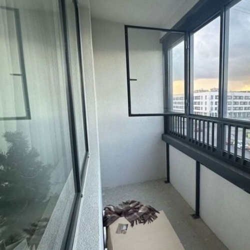 3-комн квартира улица Владимира Пчелинцева, 4