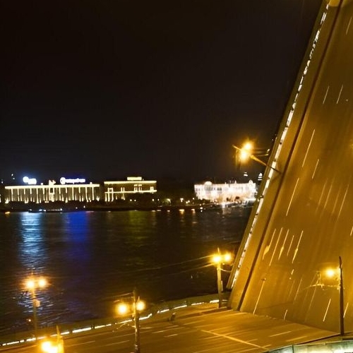 3-комн квартира набережная Воскресенская, 32