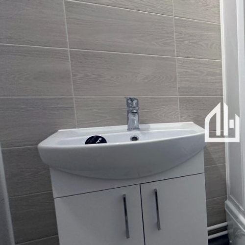 Студия проспект Авиаконструкторов, 69