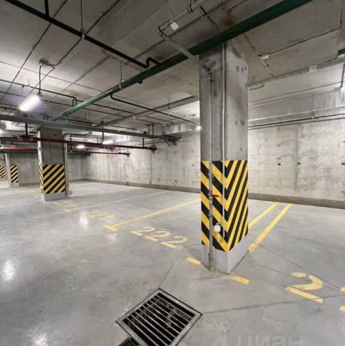 Гараж/парковка Уральская улица,  д. 25