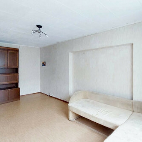 3-комн квартира Комендантский пр-кт,  д. 40 к2